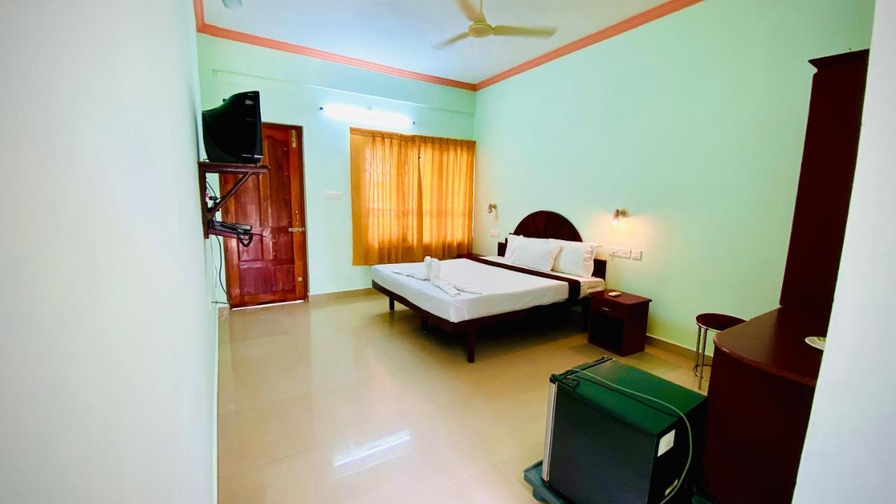 Packbag Comfort Bed & Breakfast Kovalam Luaran gambar
