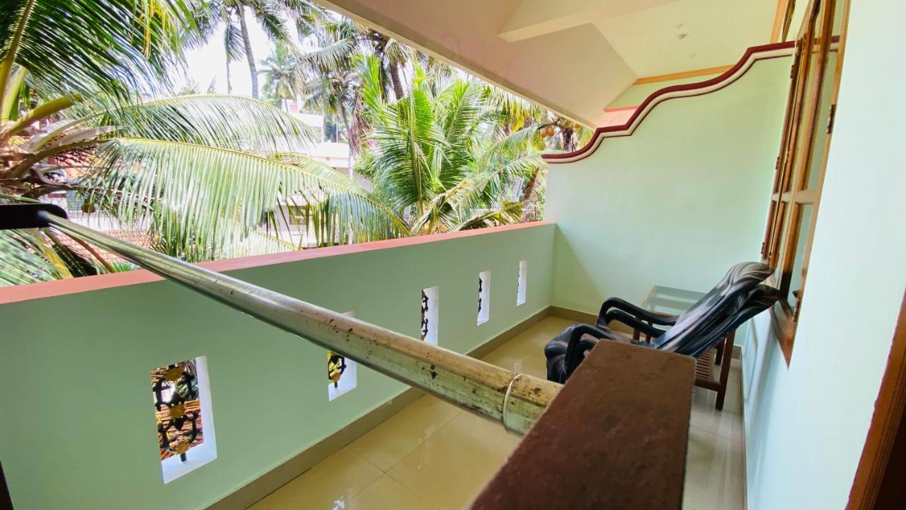 Packbag Comfort Bed & Breakfast Kovalam Luaran gambar