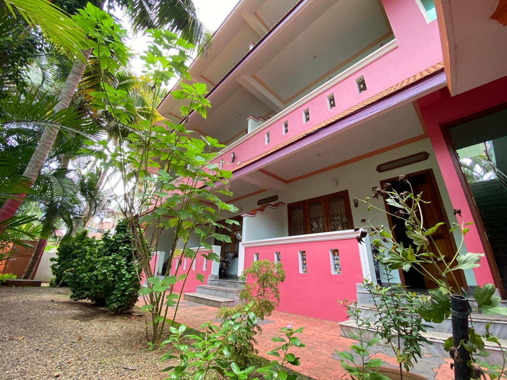 Packbag Comfort Bed & Breakfast Kovalam Luaran gambar