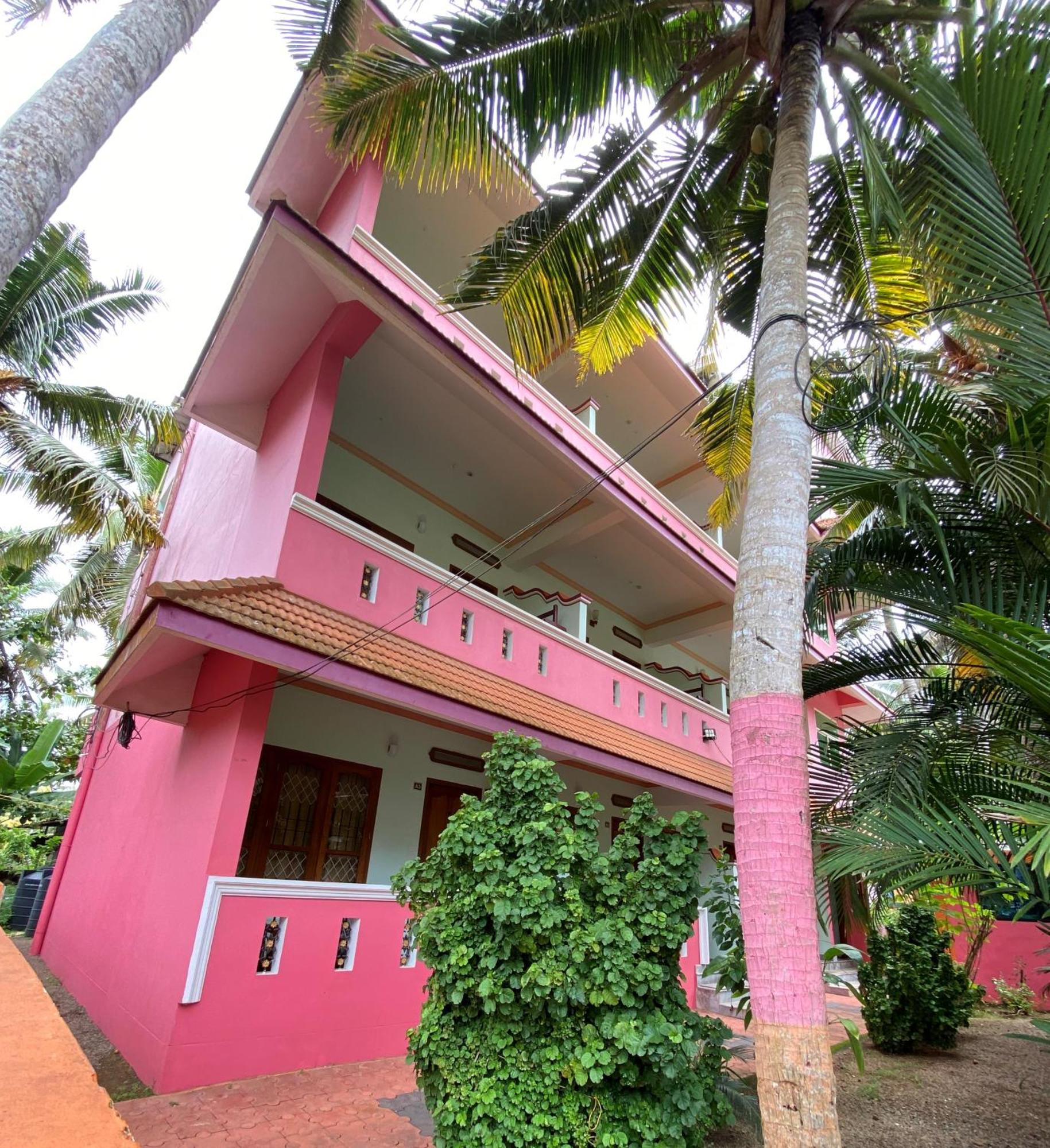 Packbag Comfort Bed & Breakfast Kovalam Luaran gambar