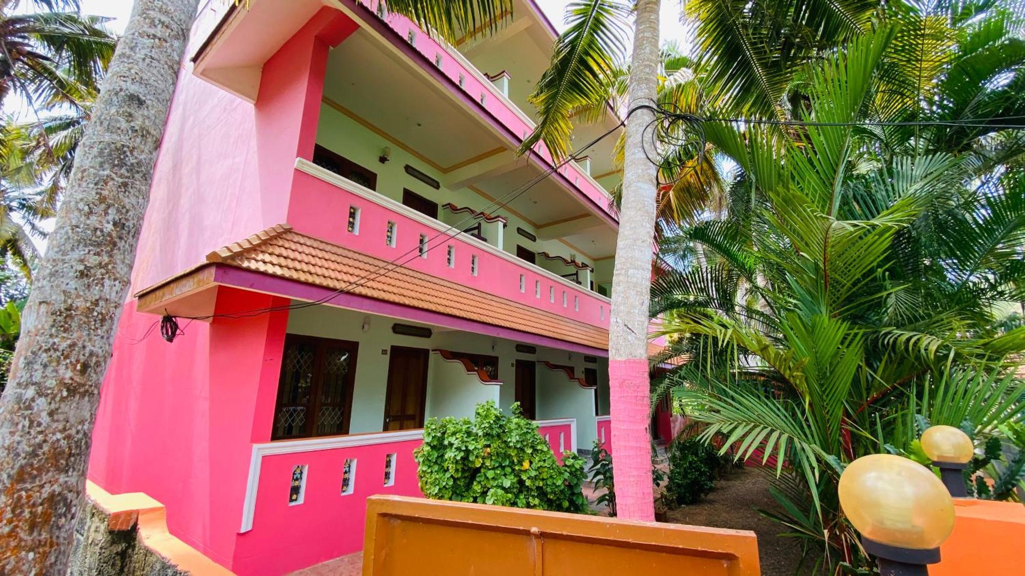 Packbag Comfort Bed & Breakfast Kovalam Luaran gambar